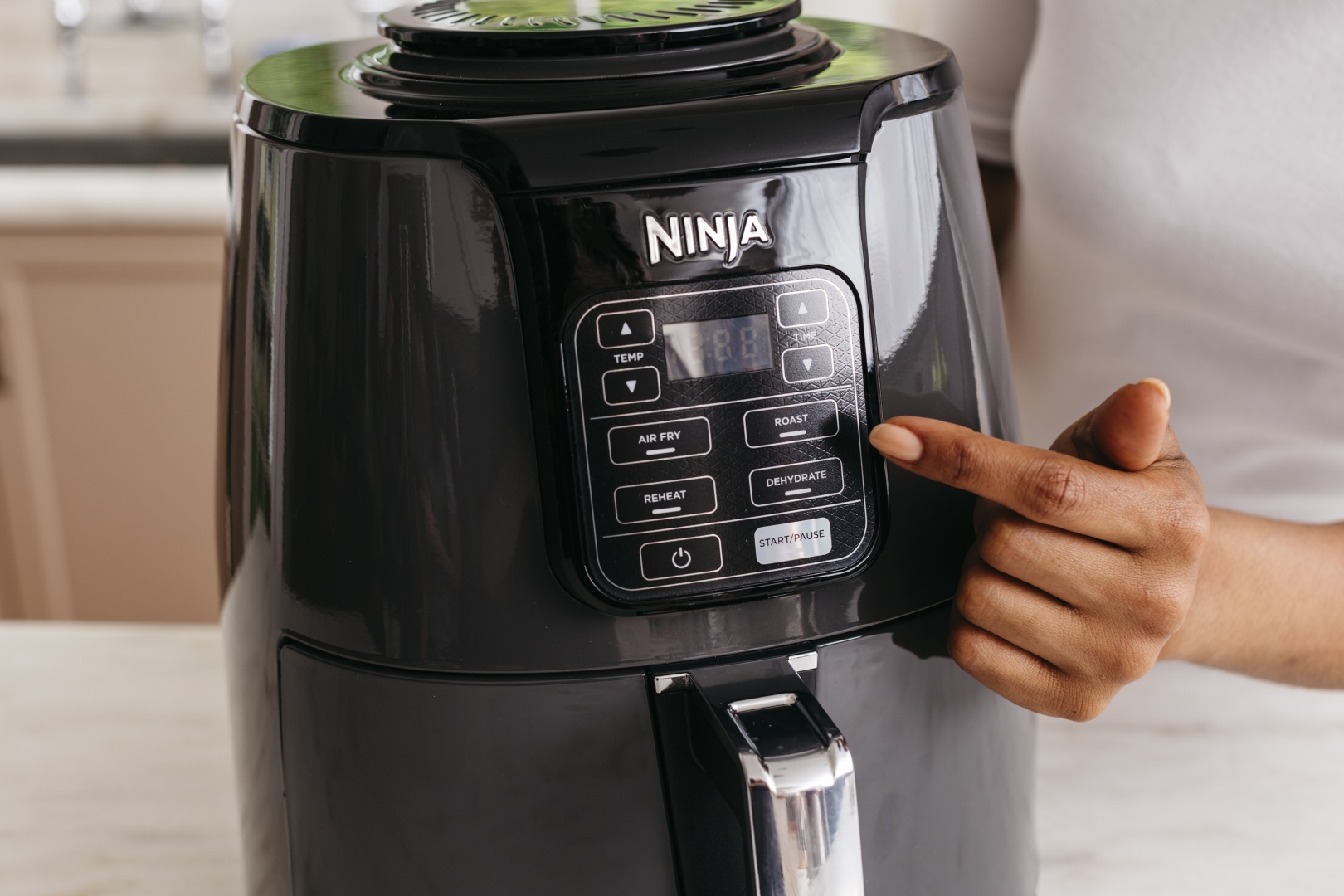 Аэрофритюрница Ninja AF100EU